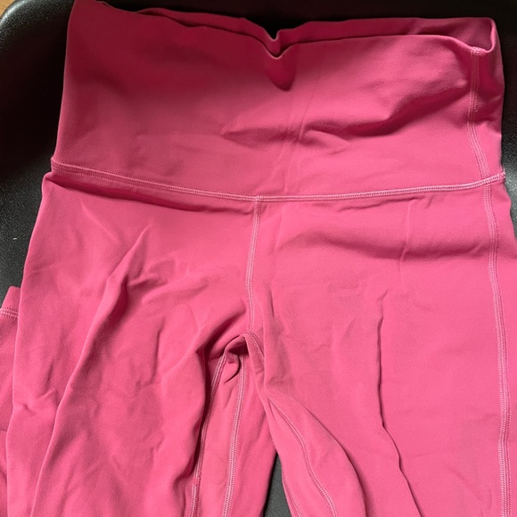 Lululemon Align Ripened Raspberry Legging - Picture 1 of 4